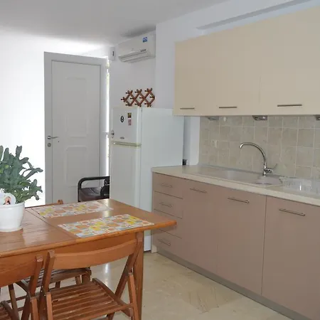Anthi City Center Apartment Родос Экстерьер фото